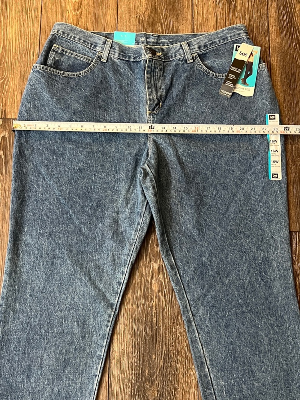 NWT Lee Relaxed Fit Straight Leg Blue Jeans Womens Size 16W Petite - Picture 10 of 14
